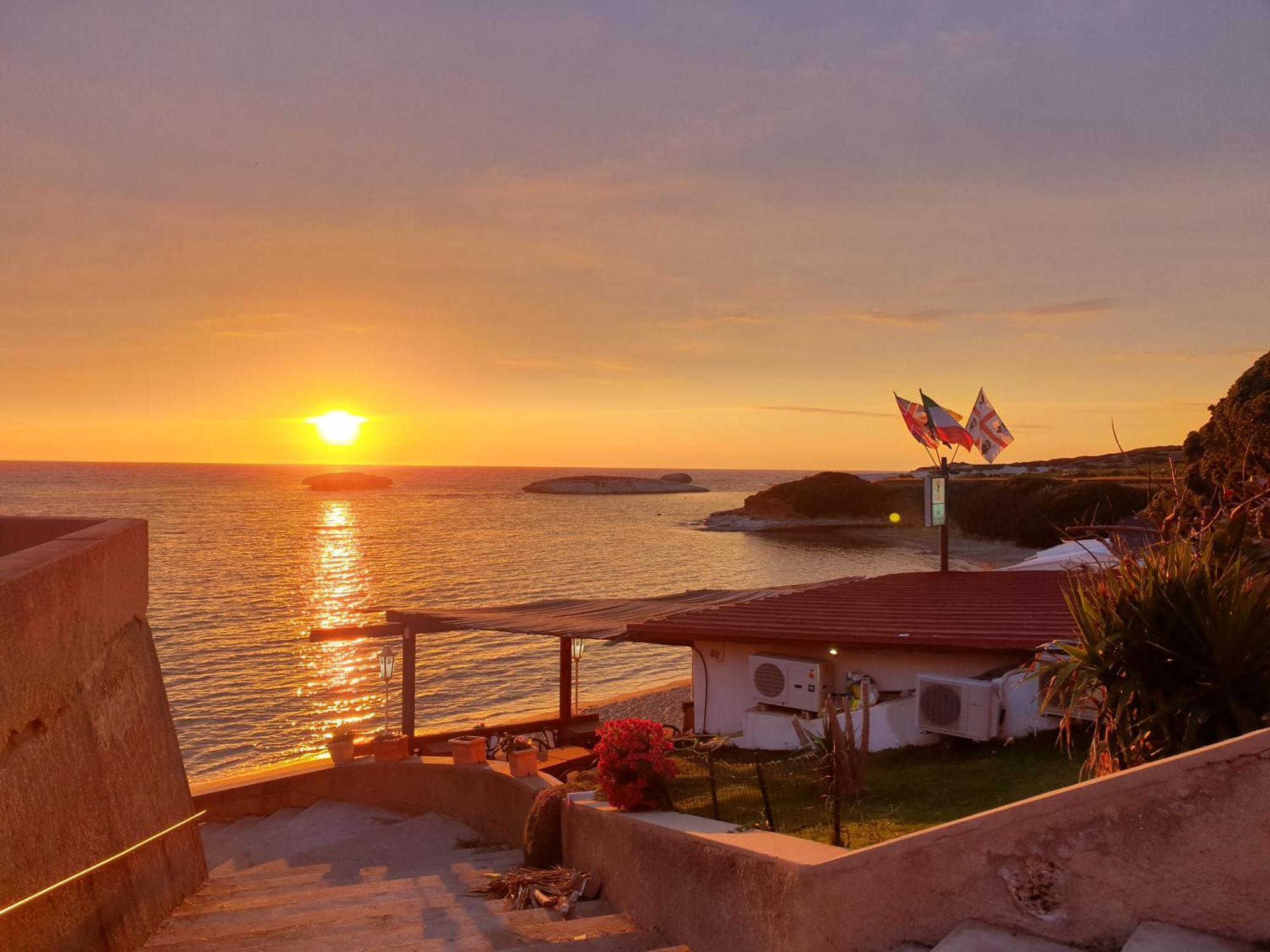 Bed and Breakfast Mare Lughente С'Аркитту-Кульери Экстерьер фото
