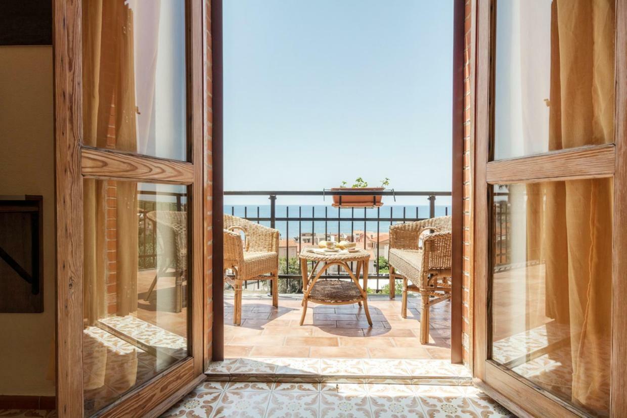 Bed and Breakfast Mare Lughente С'Аркитту-Кульери Экстерьер фото