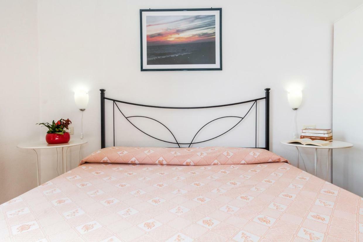 Bed and Breakfast Mare Lughente С'Аркитту-Кульери Экстерьер фото